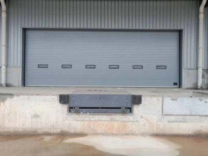 주문 물류 수압 도크 레벨러 배하물 항구 정적 부하 13600kg online manufacture
