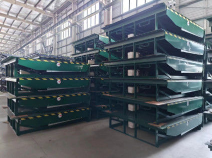 6800kg / 13600kg 수압 도크 레벨러 기계적 로딩 도크 레벨러